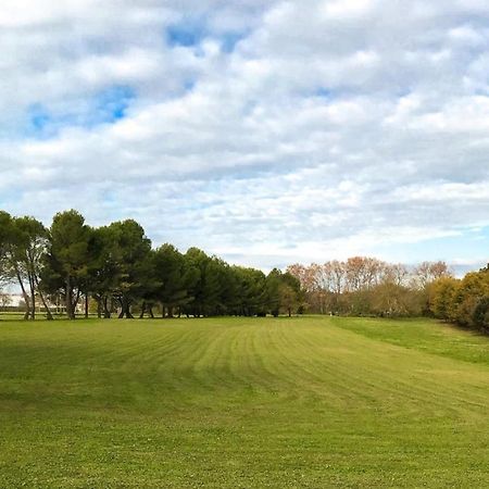 Golf Club D'Uzes Panzió Kültér fotó